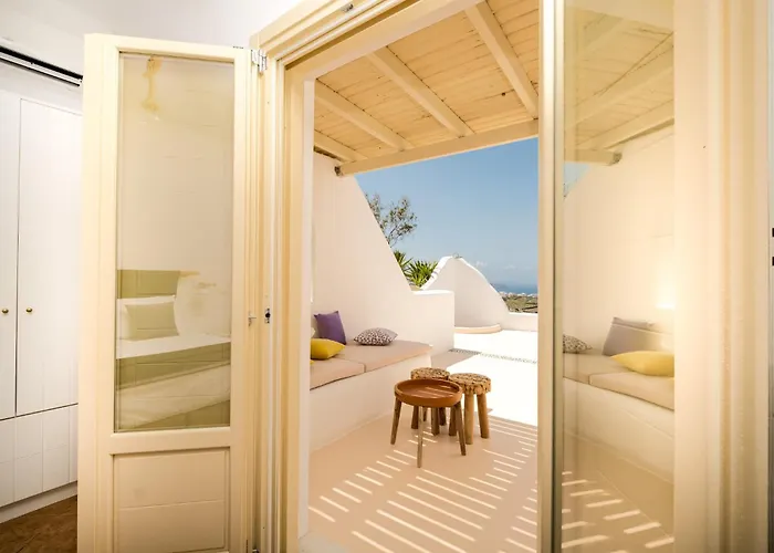 فيلة وايت أوركيد Pýrgos