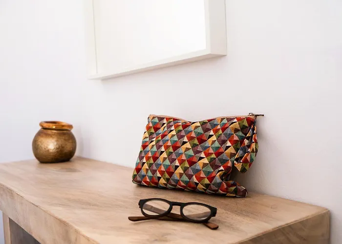 وايت أوركيد Pýrgos