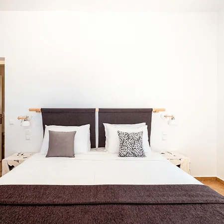 White Orchid Πύργος