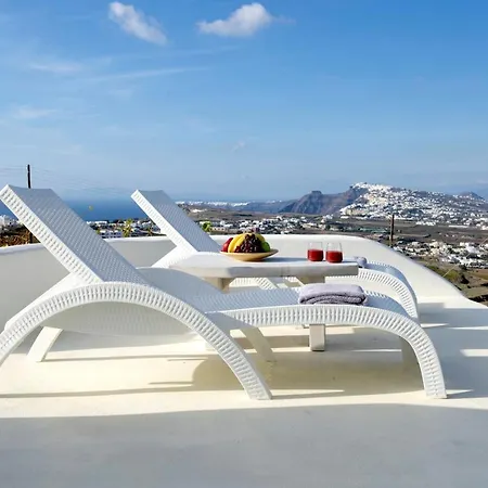 White Orchid * Pýrgos